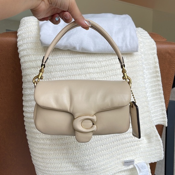 Coach Pillow Tabby 18 Ivory - Picture 10 of 11